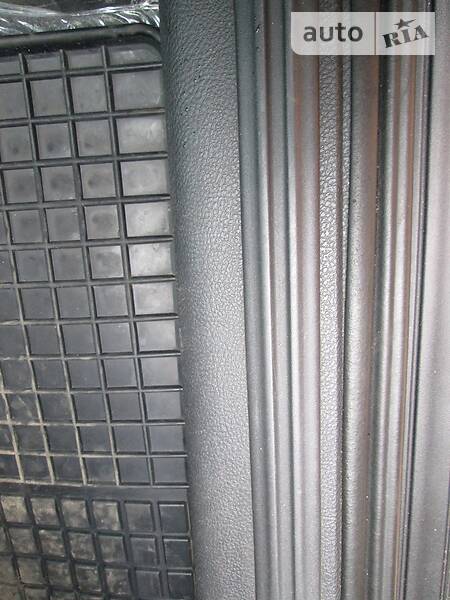 Седан Opel Omega 2003 в Черкасах