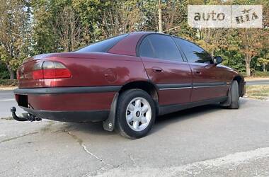 Седан Opel Omega 1998 в Тернополе