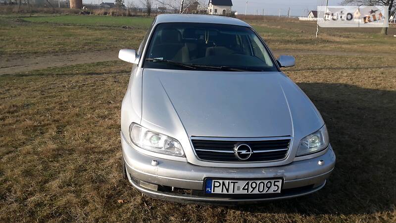 Седан Opel Omega 2000 в Березному