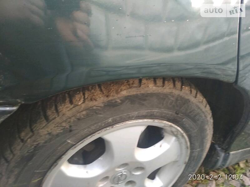 Седан Opel Omega 1999 в Луцке