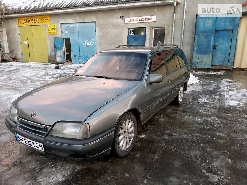 Универсал Opel Omega 1986 в Здолбунове