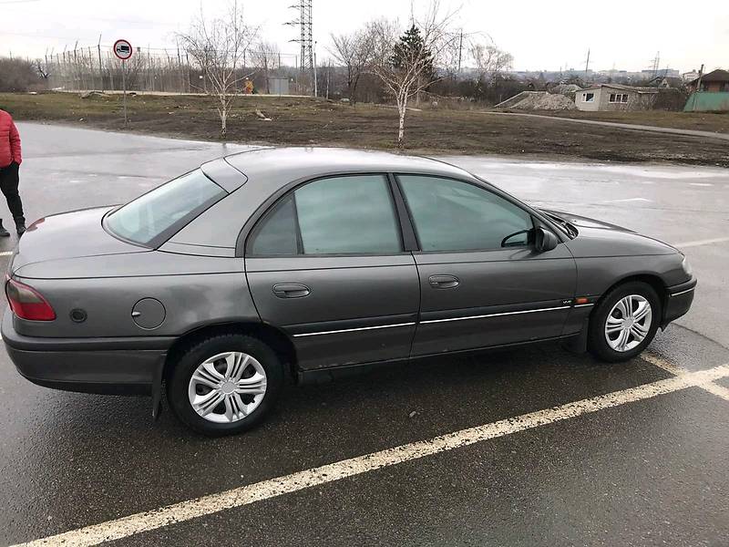 Седан Opel Omega 1995 в Харькове фото 7 Седан Opel Omega 1995 в Харькове