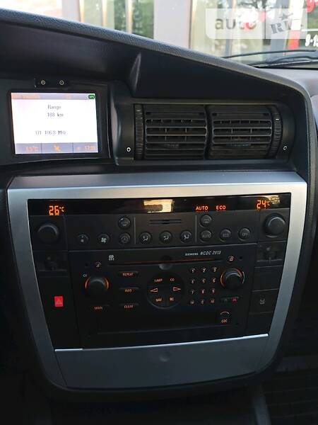 Універсал Opel Omega 2002 в Луцьку