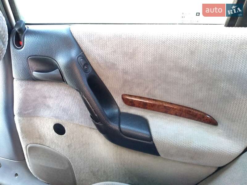 Седан Opel Omega 1996 в Благовіщенську