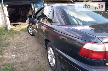 Седан Opel Omega 2002 в 