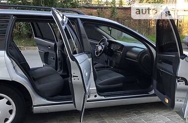 Універсал Opel Omega 2002 в 
