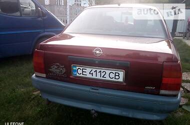 Седан Opel Omega 1990 в Чернівцях