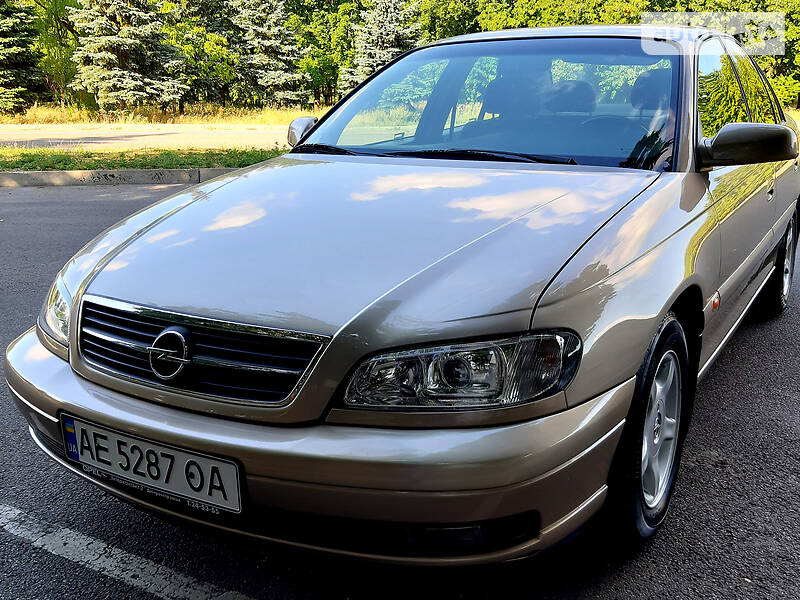 Седан Opel Omega 2000 в Дніпрі
