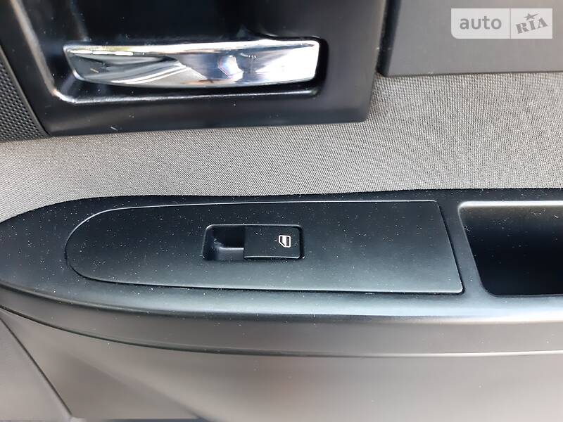 Седан Opel Omega 2000 в Дніпрі