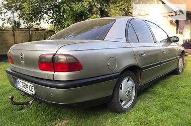 Седан Opel Omega 1996 в Львові