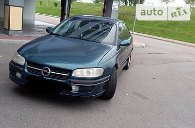 Седан Opel Omega 1998 в Киеве