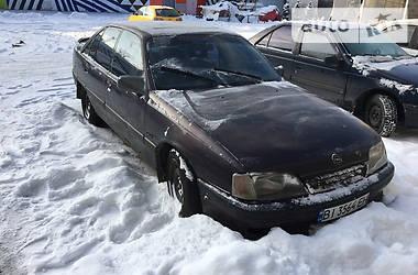 Седан Opel Omega 1992 в Киеве