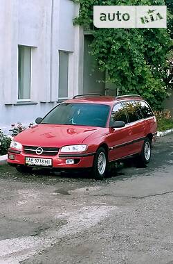 Универсал Opel Omega 1997 в Каменском