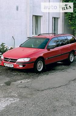 Универсал Opel Omega 1997 в Каменском