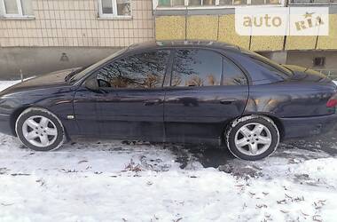 Седан Opel Omega 1995 в Киеве