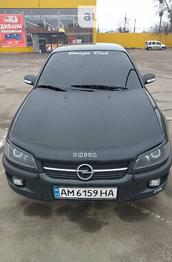 Седан Opel Omega 1995 в Ужгороде