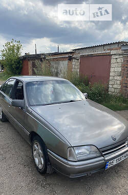 Седан Opel Omega 1988 в Николаеве