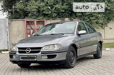 Седан Opel Omega 1998 в Тернополі