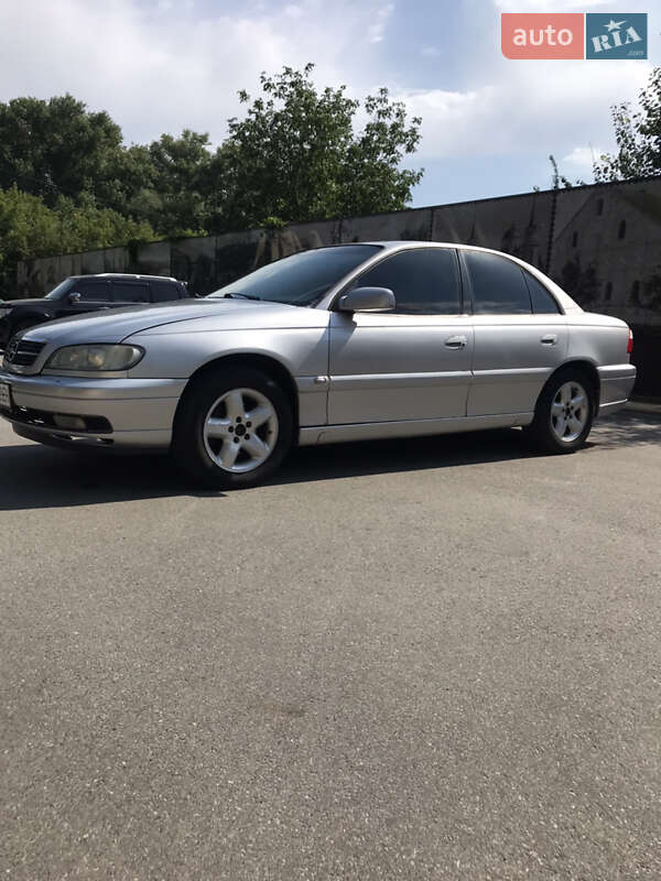 Седан Opel Omega 2003 в Чернігові