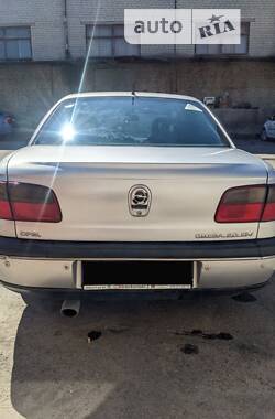Седан Opel Omega 1997 в Запоріжжі