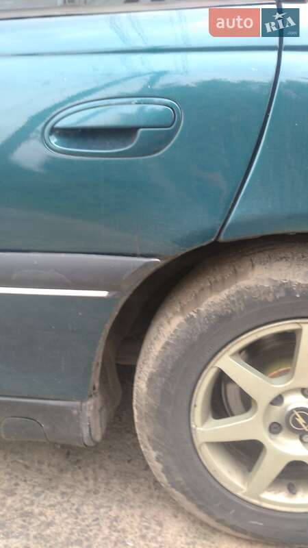 Седан Opel Omega 1997 в Житомирі