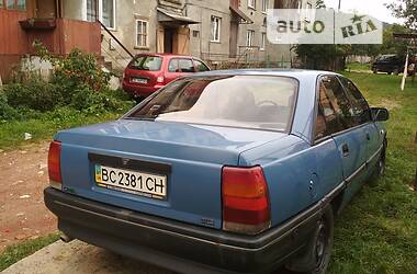 Седан Opel Omega 1988 в Бориславі