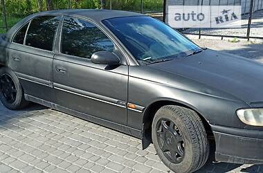 Седан Opel Omega 1998 в Полтаве