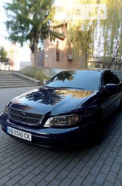 Седан Opel Omega 2000 в Виннице