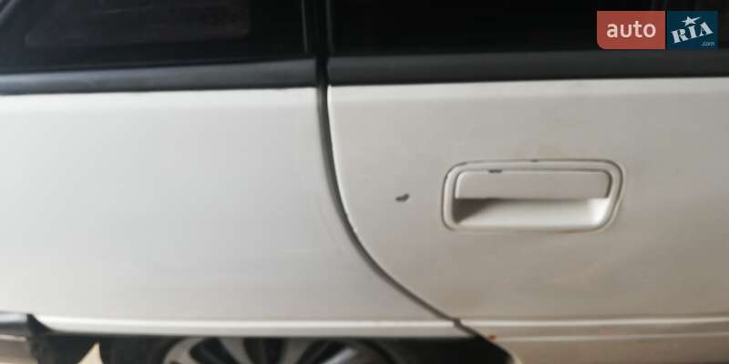 Седан Opel Omega 1987 в Калуші