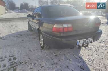 Седан Opel Omega 2000 в 