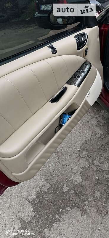 Седан Opel Omega 1995 в Черновцах
