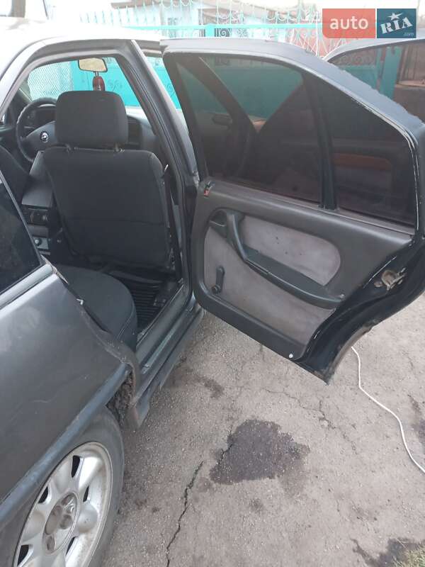 Седан Opel Omega 1987 в Николаеве фото 8 Седан Opel Omega 1987 в Николаеве