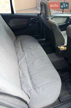Универсал Opel Omega 1988 в 