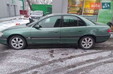 Седан Opel Omega 1998 в Покровске