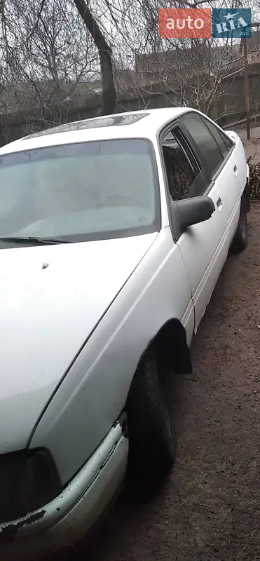 Opel Omega 1990 VIN W0L000016L1200298 фото оголошення 10 з 35