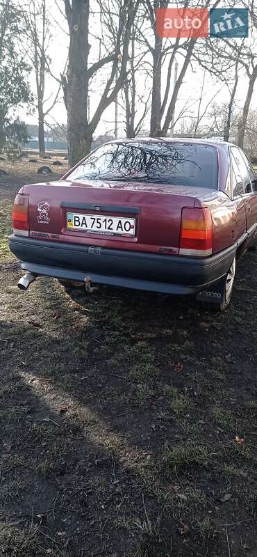 Седан Opel Omega 1990 в Новоукраїнці