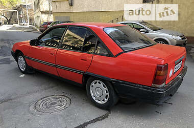 Седан Opel Omega 1987 в Одессе