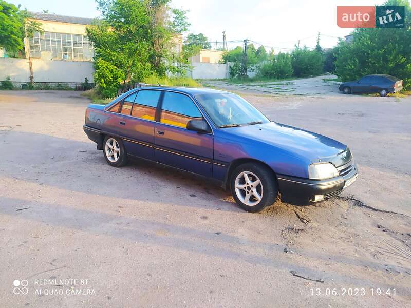Седан Opel Omega 1987 в Верхнеднепровске