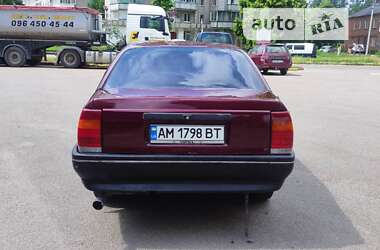 Седан Opel Omega 1990 в Житомире