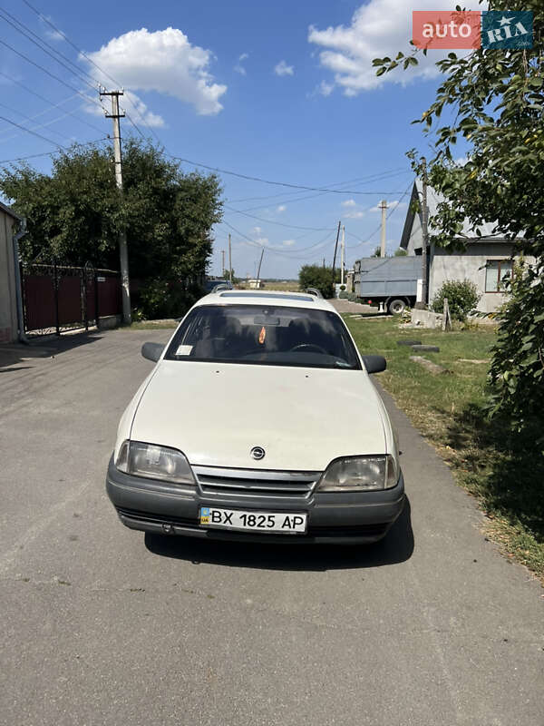 Универсал Opel Omega 1987 в Каменец-Подольском фото 15 Универсал Opel Omega 1987 в Каменец-Подольском