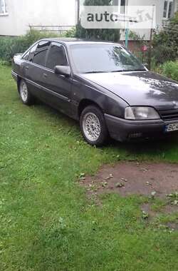 Седан Opel Omega 1989 в Николаеве