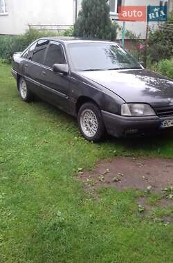 Седан Opel Omega 1989 в Николаеве