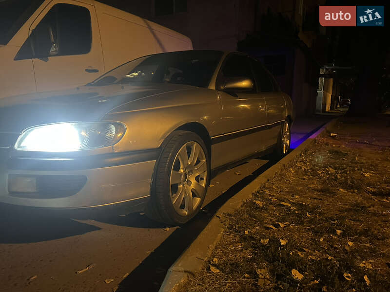 Седан Opel Omega 1997 в 