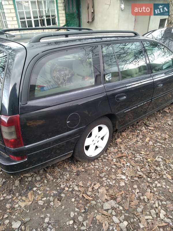 Универсал Opel Omega 2002 в Кременчуге