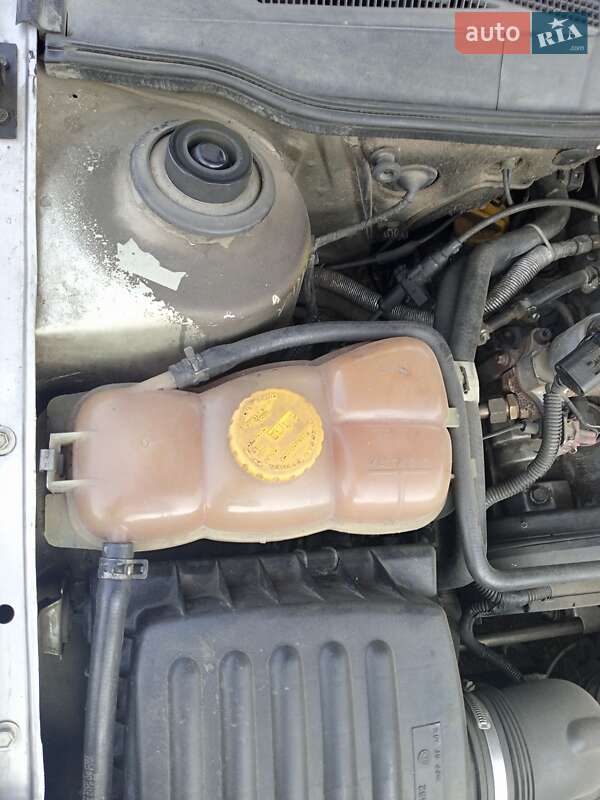 Седан Opel Omega 1996 в Киеве фото 13 Седан Opel Omega 1996 в Киеве