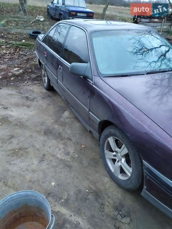 Седан Opel Omega 1991 в Подольске