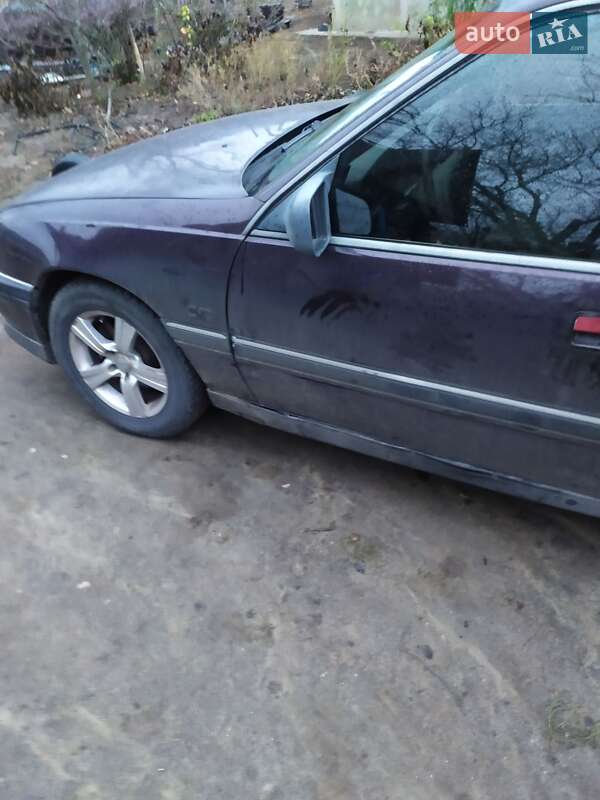 Седан Opel Omega 1991 в Подольске