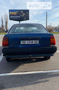 Седан Opel Omega 1990 в Кременчуге