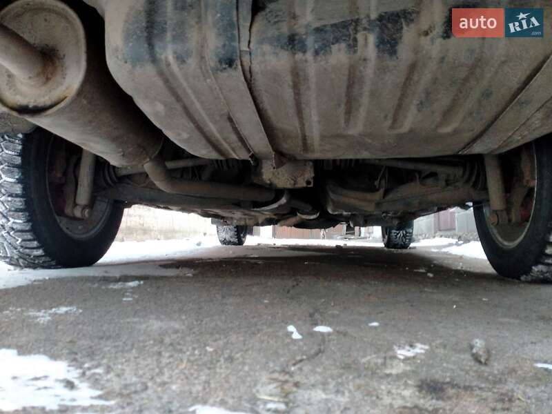 Седан Opel Omega 1988 в Кореці
