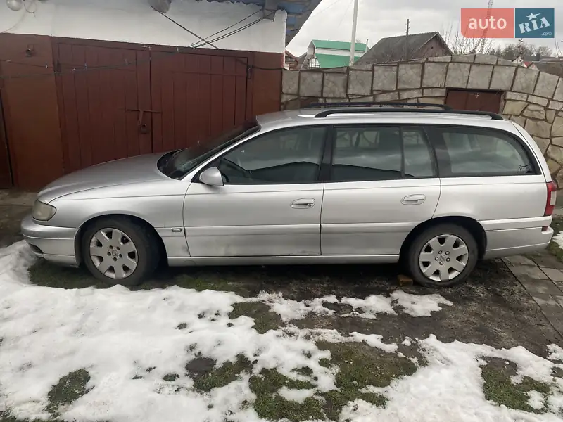 Opel Omega 2001